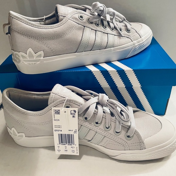 NWT Men’s Adidas Low tops - Picture 3 of 6